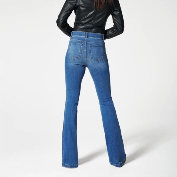 Spanx Flare Jeans Womens Small SPANXshape EveryWear Pull On Stretch Shaping - Picture 2 of 13